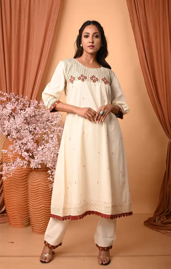 Ivory Hand-Embroidered Kurta Set and Dupatta with Crosia Lace